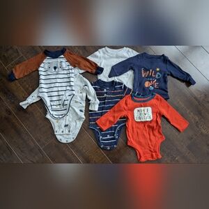 Bundle of 6 long sleeved shirts